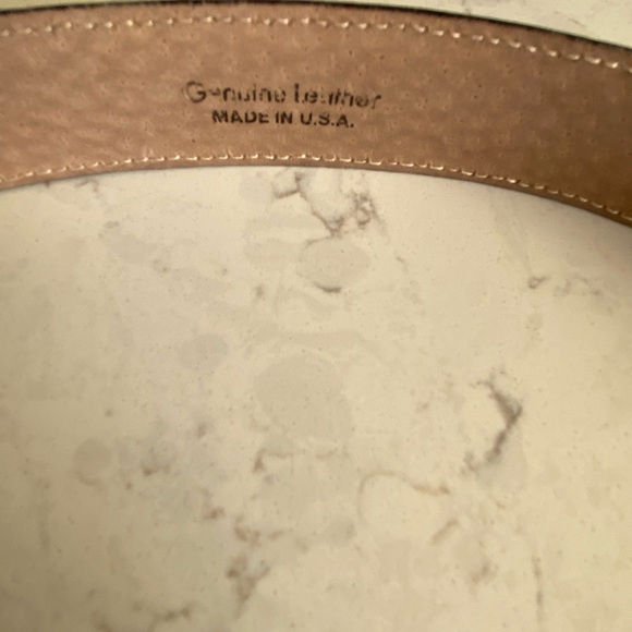 Anne Klein belt. - Picture 4 of 6